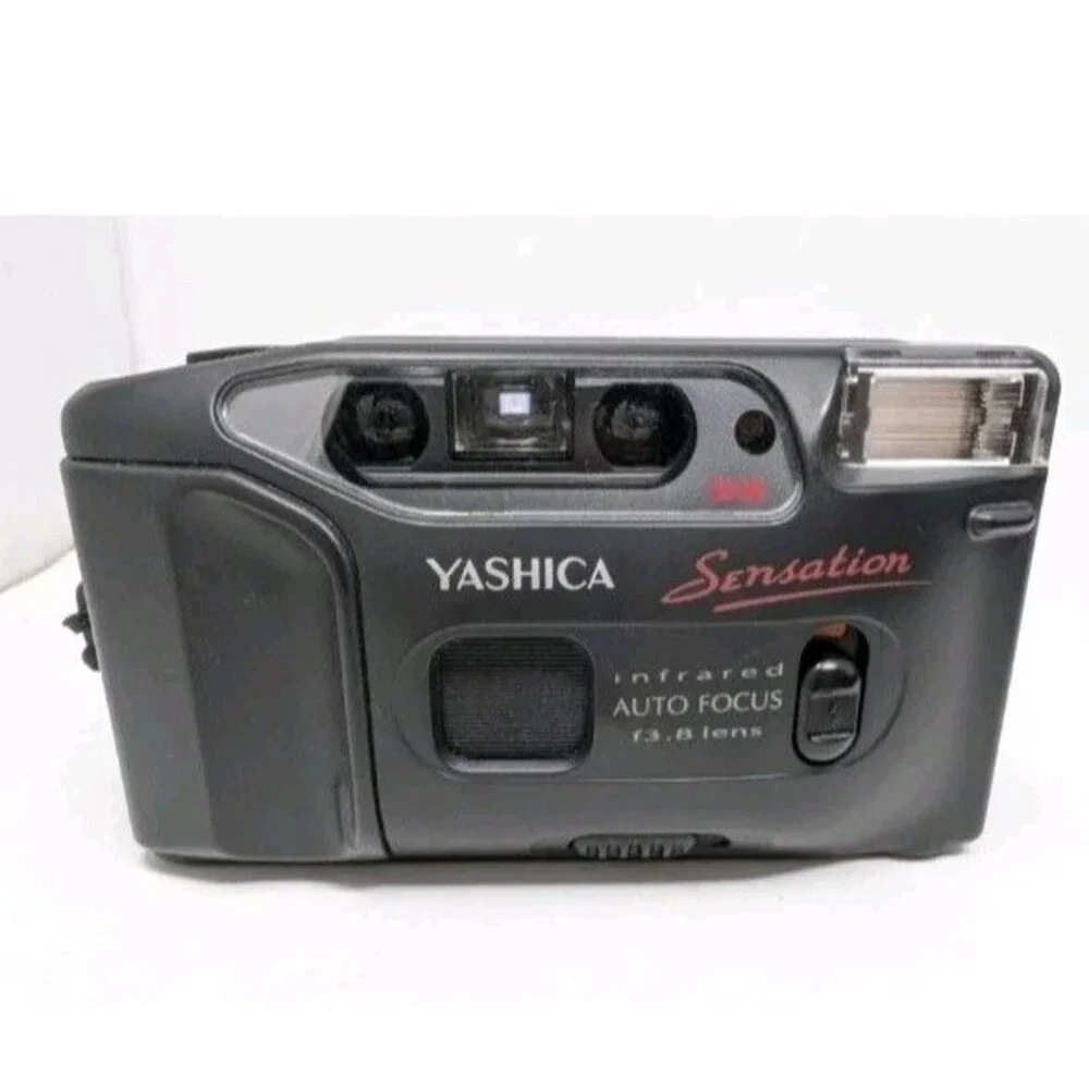 Antique/Vintage Camera Lot: Kodak Agfa, Pentax, Yashica